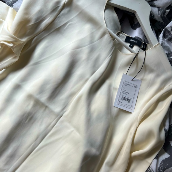 Theory Crewneck Blouse - Picture 2 of 6